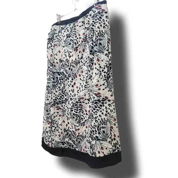 🌿DKNY Women's Size 2 Cream Butterfly Skirt with Side Cinch, Fully Lined - Picture 9 of 12